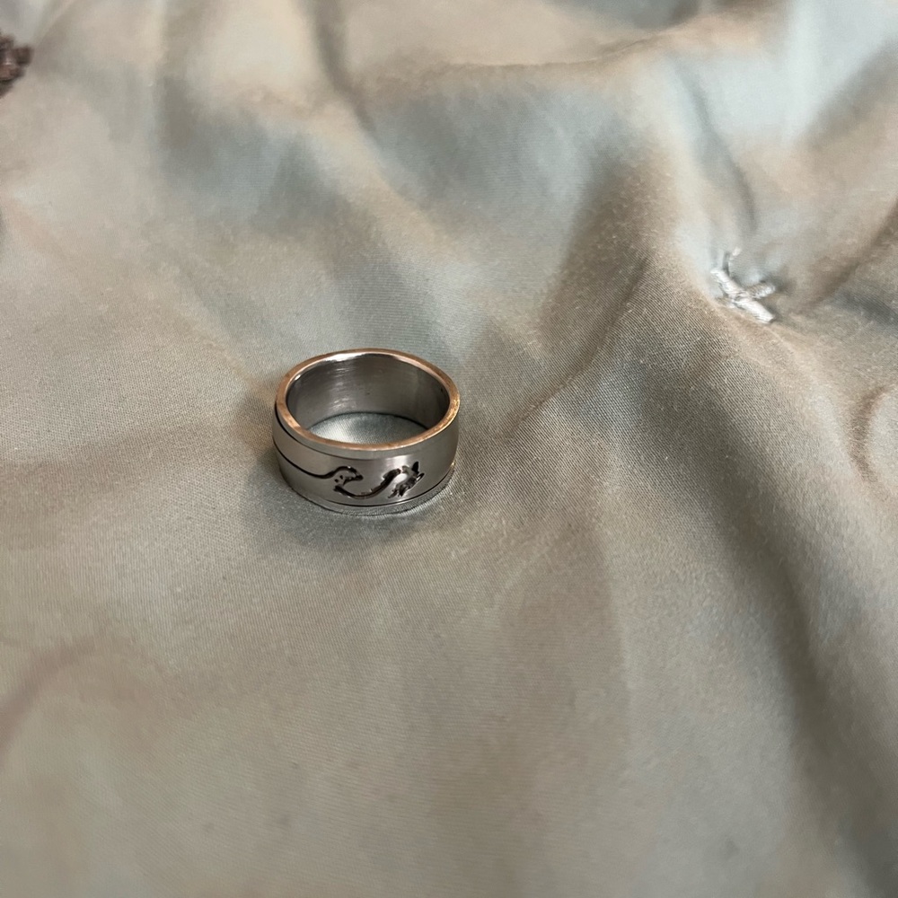 Elegant Silver Ring with Horse Design